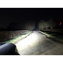 Phare LED LAZER Triple-R 4 Gen2 Noir Wide – Puissance & Style 4x4