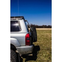 Échelle de hayon Nissan Patrol Y61 – Acier galvanisé – Accès toit & galerie