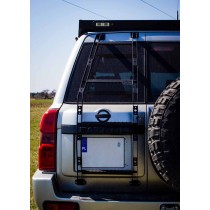 Échelle de hayon Nissan Patrol Y61 – Acier galvanisé – Accès toit & galerie