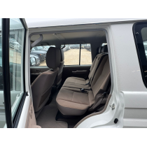 TOYOTA LAND CRUISER GRJ76 BLANC BVA 6 VITESSES BASIC AVEC TREUIL ET BLOCAGES
