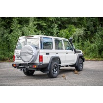 TOYOTA LAND CRUISER GRJ76 BLANC BVM5 LX AVEC TREUIL ET BLOCAGES