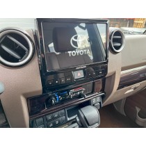 TOYOTA LAND CRUISER GRJ76 BEIGE BVA 6 VITESSES LX