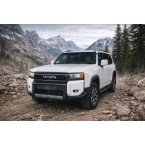 Toyota Land Cruiser 250 2.4L essence turbo blanc