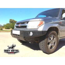 Pare-chocs avant Mitsubishi Montero Pinin avec treuil