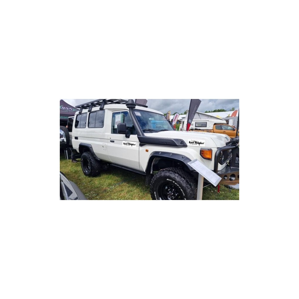 Élargisseurs d’ailes Land Cruiser 78 70mm Kut Snake 2007+