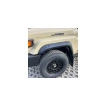 Élargisseurs d’ailes Land Cruiser 78 50mm double réservoir Kut Snake