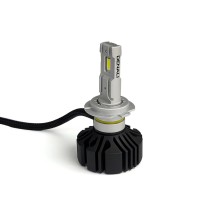 Cette ampoule LED haute performance H7 est conçue pour offrir un éclairage puissant et précis, idéal pour les utilisations offro