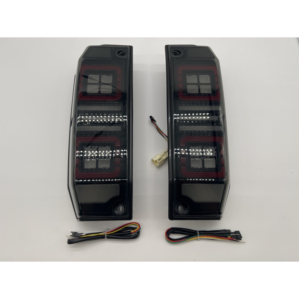 Feux arrière leds fumés Land Cruiser HZJ76 – Achetez la paire !