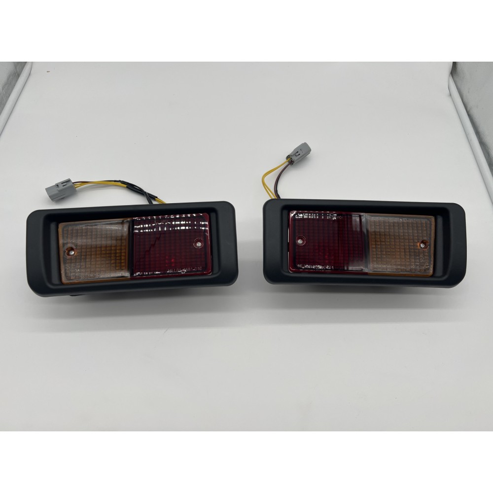 Feux arrière pare-chocs Land Cruiser 70, la paire 12V - DTC Parts