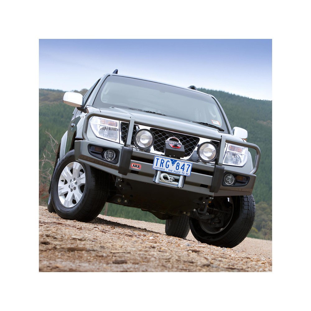 Pare chocs Winch Bar ARB Navara D40 : Offroad, Protection & Style