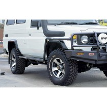 Marche pied arrière ARB Troop Carrier 78 – Protection 4x4 robuste