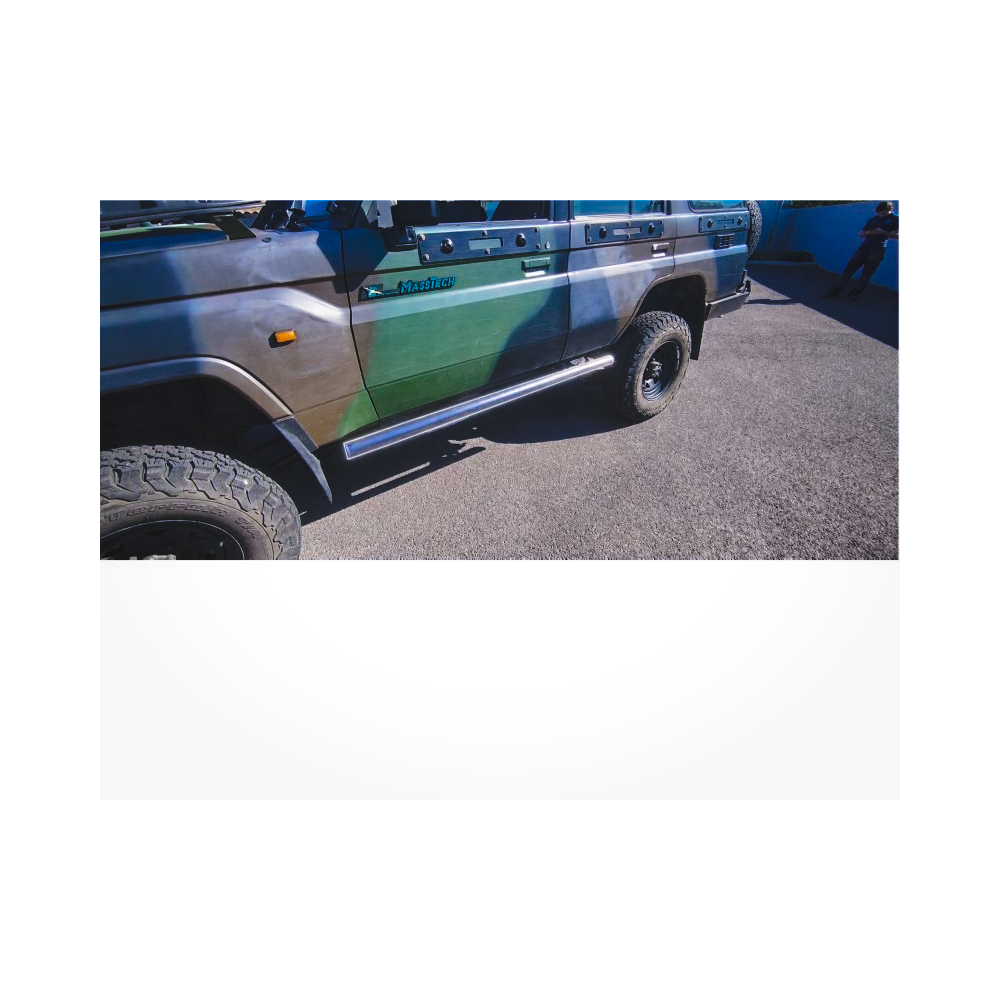 Paire de protections tubulaires bas de caisse Toyota Land Cruiser J76