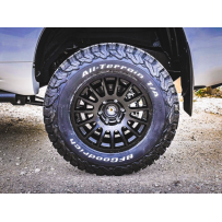 Jante alu Braid Winrace S 8x17 noire pour Isuzu Dmax 2012+ – Styl