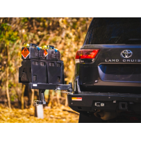 Porte jerrican gauche Kaymar Toyota Land Cruiser 300 - 20L robuste
