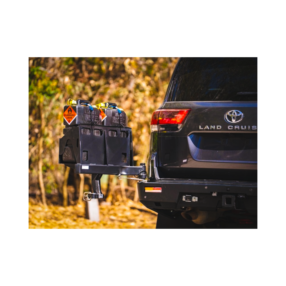 Porte jerrican gauche Kaymar Toyota Land Cruiser 300 - 20L robuste