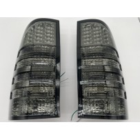 Feux AR LED Fumé Depo pour Hilux Vigo 2005-2015 - La Paire