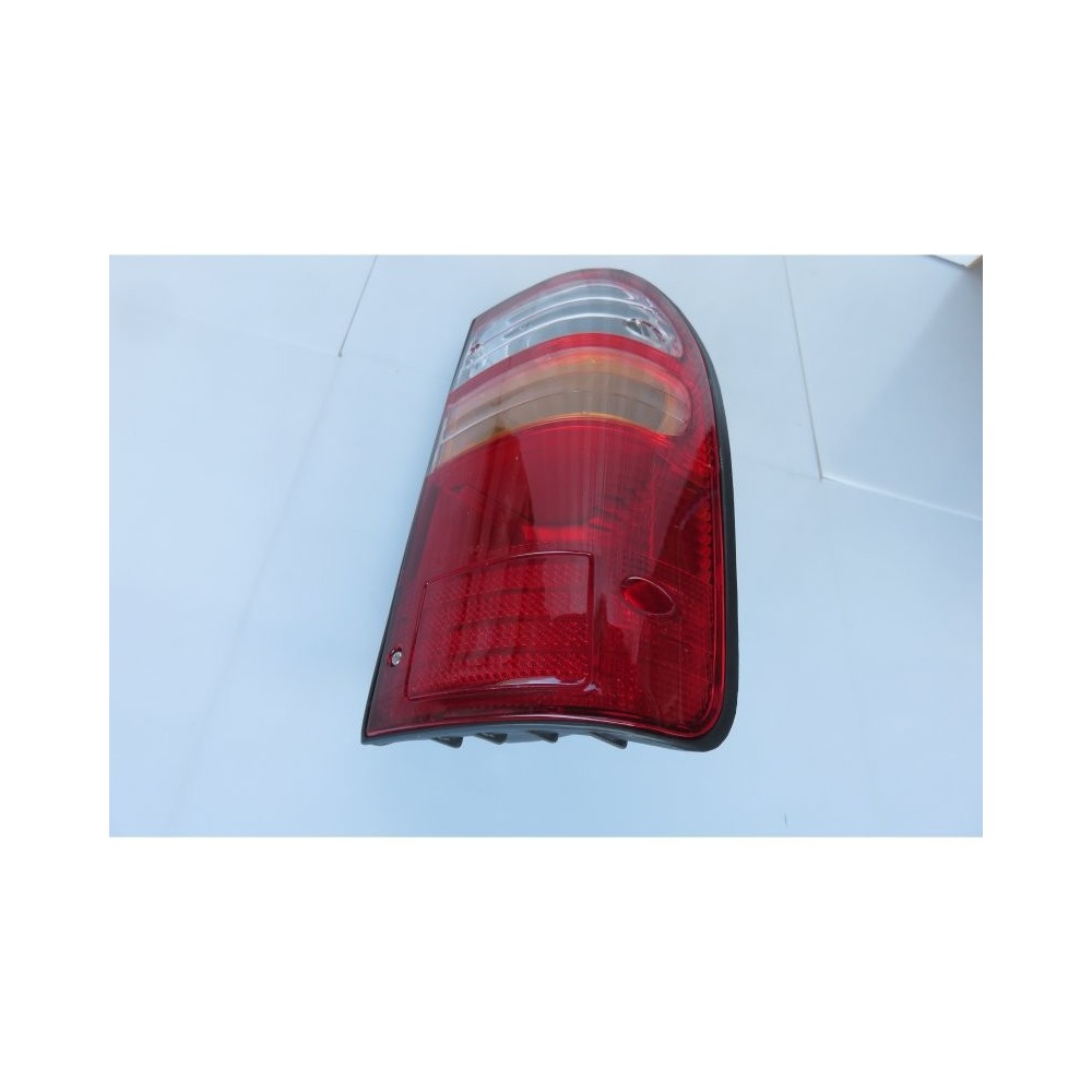 Feu arrière Depo pour Toyota Hilux 2002-2005, qualité pro