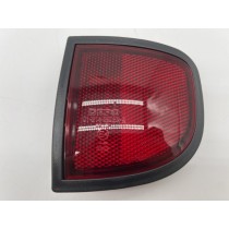 Catadioptre arrière droit Mitsubishi L200 KB4T 2004-2016 à prix mini