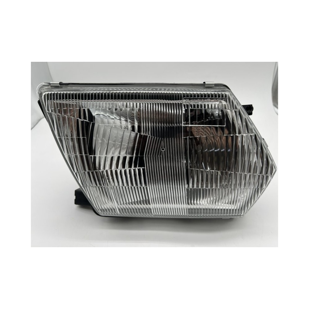 Optique avant droit Depo Nissan Patrol Y61 1997-2002 pas cher