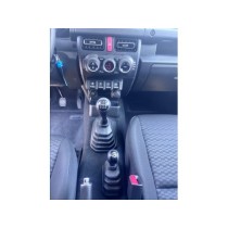 Suzuki Jimny GLX 5 portes, 1,5 l essence, 105 ch, boîte manuelle à 5 vitesses – 4x4 utilitaire 2 places – Blanc Arctique Perlé