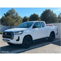 Toyota Hilux LeCap Extra Cabine 2.8 204 ch BVA6 – Blanc