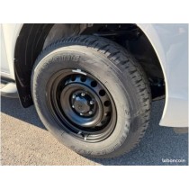 Toyota Hilux LeCap Extra Cabine 2.8 204 ch BVA6 – Blanc