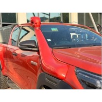 Toyota Hilux Invincible 2.8 204 ch BVA Préparé Raid 2021