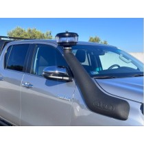 Toyota Hilux Legend 2.8 204 ch BVA6 – 380 km – Raid