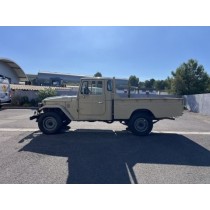 Toyota Land Cruiser FJ45 1983 – 4.2 Essence 135 ch