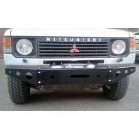 PARE-CHOCS AVANT CARRE MITSUBISHI PAJERO