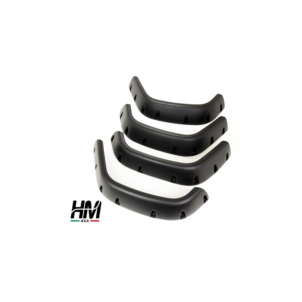 GARDE-BOUE 15 cm BUSHWACKER POUR SUZUKI SAMURAI