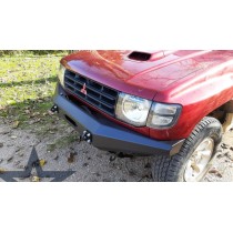 PARE CHOC AVANT POUR MITSUBISHI MONTERO V20 XL