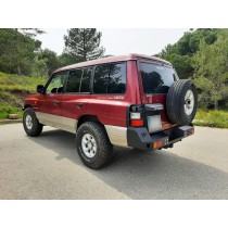 PARE CHOC ARRIERE POUR MITSUBISHI MONTERO V20 DTXL