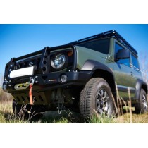 PARE-CHOCS AVANT AVEC PARE-CHOCS AMOVIBLE SUZUKI JIMNY IV 1.5 ESSENCE 18-