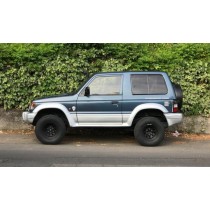 KIT COMPLET XT AUTOMOTIVE + 6 CM POUR MITSUBISHI PAJERO 3 PORTES