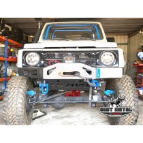 PARE-CHOCS AVANT SUZUKI SAMURAI (M1)