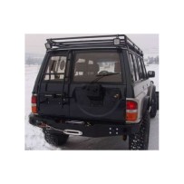 PARE-CHOCS ARRIERE AVEC PLAQUE TREUIL NISSAN PATROL Y60