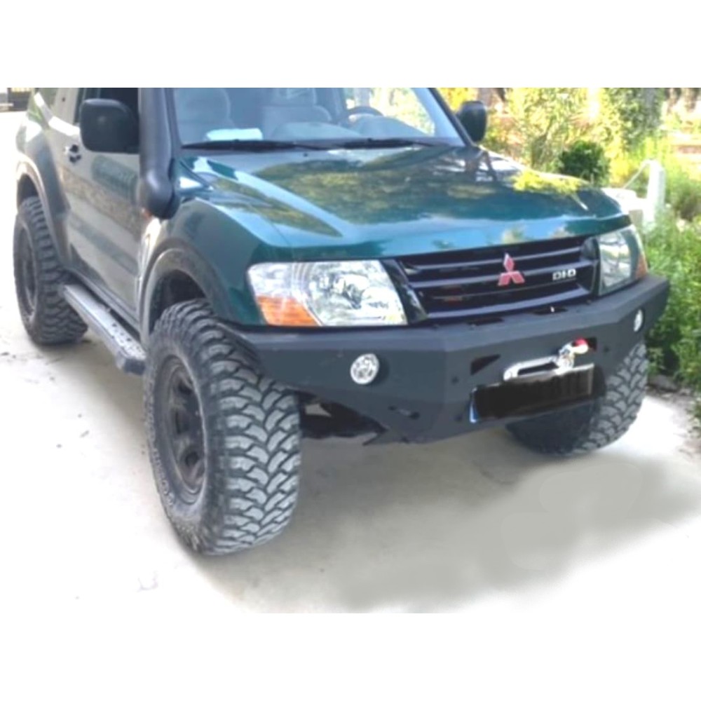 PARE-CHOCS AVANT M1 MITSUBISHI PAJERO V60 PARE-CHOCS AVANT M1 MITSUBISHI PAJERO V60