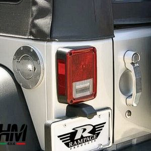 Couverture de gaz verrouillable de style billette Jeep Wrangler TJ